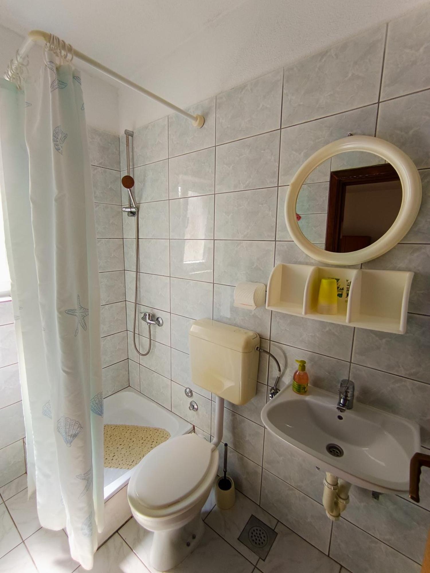 Appartamento Marinella Baška Voda Camera foto